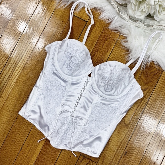 SOLD🌹Vtg Christian Dior Silky White Bustier 36B🌹 - Picture 3 of 6